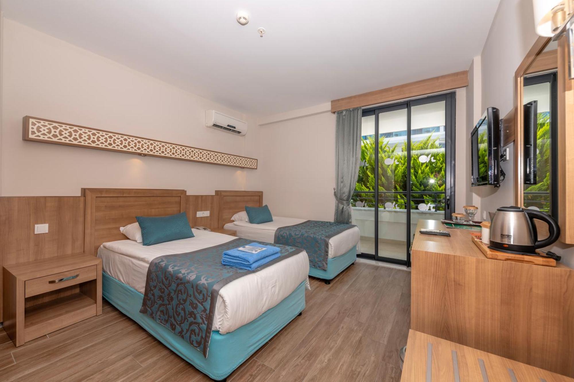 Meryan Hotel Okurcalar Exteriér fotografie